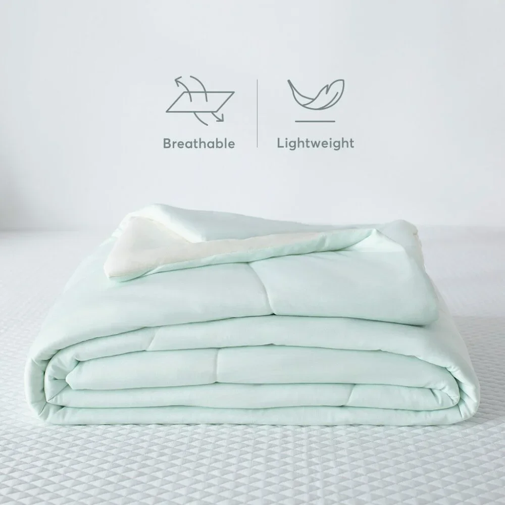 New Original Packaging - Cooling Comforter - Green - King Size